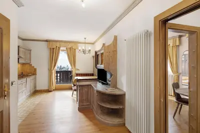 Image de Appartement de vacances \"Casa Li Roina n 45\" avec vue sur les montagnes, balcons et Wi-Fi.