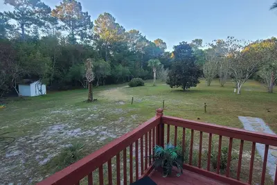 Image de Hidden Escape only 3 miles from bridge!