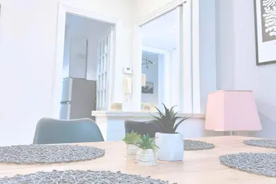 Image de Adelaide'S House new apartment near St. Peter's with private parkingspace!