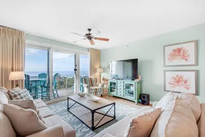 Image de 🌴Gulf+Pool Views~Fab Lagoon Pool~Renovated~3br Sterling Shores 502