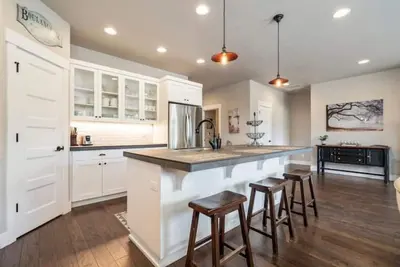 Image de Cozy Three Bedroom in Midtown Neighborhood