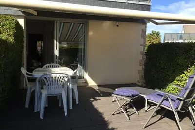 Image de F2 résidentiel de 42 M2   classé 3 *   à 170 M plage de la mine d’or