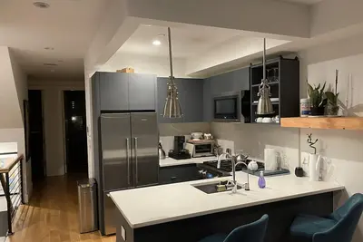 Remarkable 2 bedroom 2 bath condo - A+ Amenities