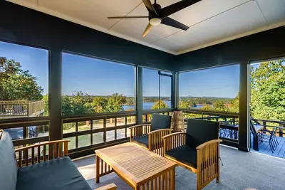 Image de Lake Front Mountain View w/ 6 King beds