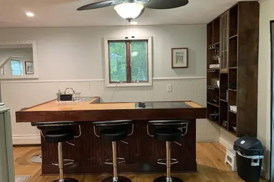 Image de Adorable place near downtown, private suite