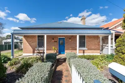 Image de Impressive Eastside Cottage -  Close to Cbd