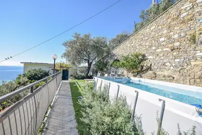 Image de Bel appartement Ă Recco avec WiFi