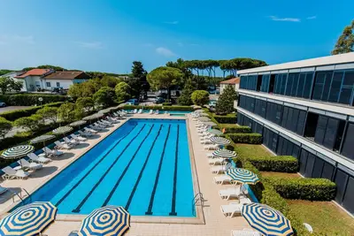 Image de Confortable appartement pour 4 personnes avec Wifi, piscine, climatisation, Tv, patio et parking