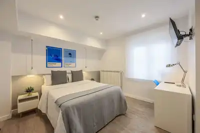 Image de Blasco de Garay, double room with gym 120