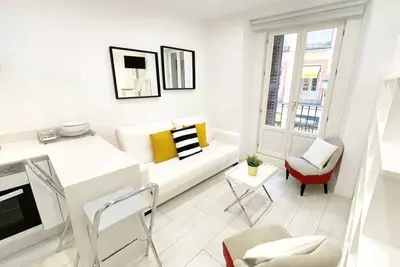 Design apartment in Plaza Mayor 3 I