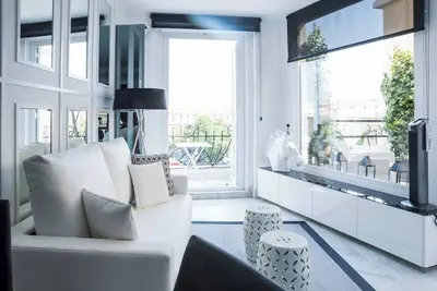 Incredible design apartment 6f, with terrace