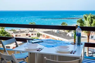 Image de 2 bedroom apartment with sea views - Los Cristianos 3
