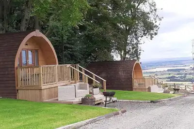Image de Luxury Glamping Pods on a secluded quiet site. 1 Unit available.