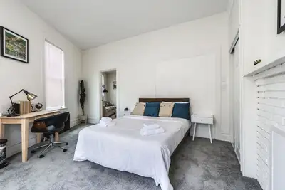 Image de ⁂ Shadyside Loft - Prime Area & Luxury Finishes ⁂