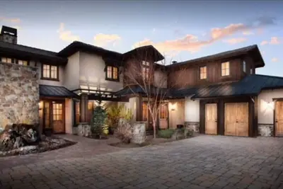 Image de Spacious Luxury Townhome in Juniper Preserve at Pronghorn Golf Resort. \n