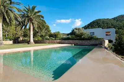 Image de Stunning Ibiza Villa | 6 Bedrooms | Villa Santy | Gorgeous Sea & Mountain Views | Sant Joan
