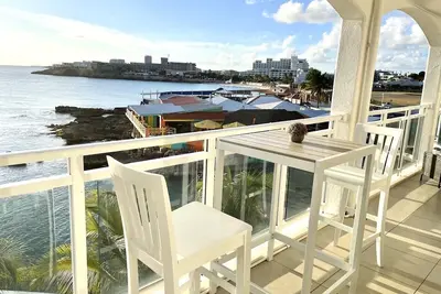 Sunset Beach Suite -2br Luxury Condo next to The Morgan Resort