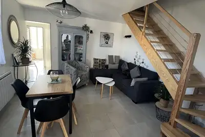 Image de \"chez Céline et Frédéric\" : maison n°2 / T2 37m2