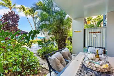 Image de Upgraded beachside condo with ground floor access