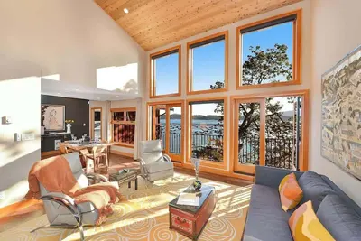 Image de Salishan Tree House Suite