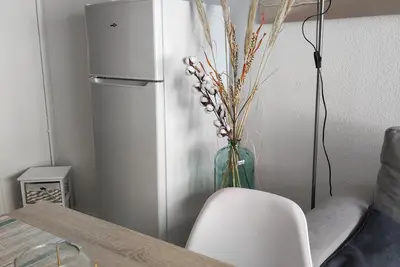 Image de appartement plein centre ville a 80 mètre de la plage