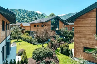 Image de Holiday Chalet \"Zsam\" with hottub and sauna in Garmisch-Partenkirchen