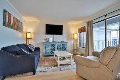 Image de 550 Surf ~2b/2b~ Family Friendly Gated Mb Resort - Near Myr
