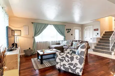 Image de Near Olde Town Arvada - Golden - Red Rocks - Pet Friendly