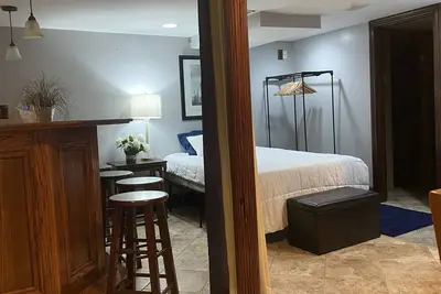 Image de The Cantina Studio w\/ luxury bathroom