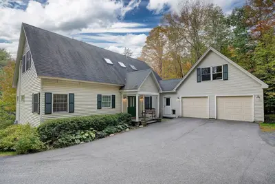 Image de Wood Stove, Close to the Club | Wooded Colonial