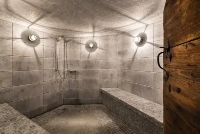 Image de Charming Chalet | 5 Bedrooms | Chalet Axel | Open Fire & Champagne on Arrival | Courchevel