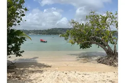 Image de Charmant F2 les pieds dans l’eau