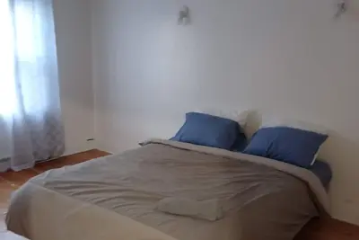 Image de Superbe Condo 3 chambres confortables-proche métro