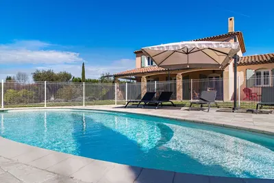 Image de Maison de vacances privée avec climatisation, Wifi, piscine privée, Tv, terrasse, parking