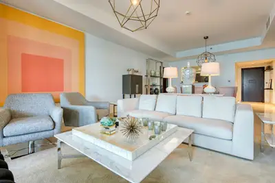 Image de Luxury Palm Apartment with Beach & Sea View