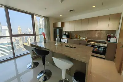 Image de 5 minutes to the theme park! Family-sized condo with game room & deck