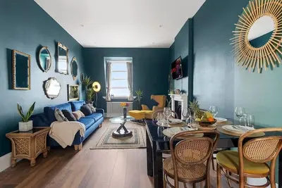 Image de Modern 1 bed apartment, sea views, free parking