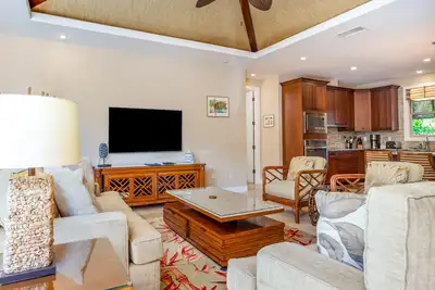 Image de Luxurious home on resort grounds with lanai, grill, pools, hot tub - near beach