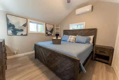 Image de Delightful Lake View Cabin in Alton Bay Now featuring Lake Access, Ac/ Tv/ WiFi