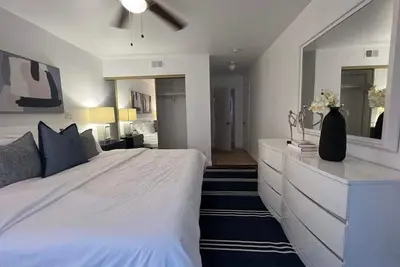 Image de The Downtown Orange House