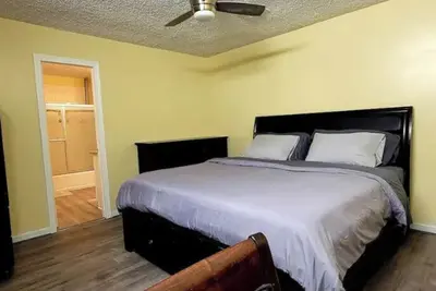 Image de Cozy 3-bedroom residential home at cul de sac