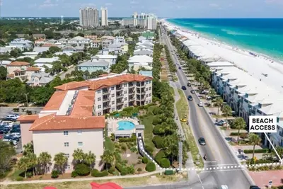 Image de Emerald Waters 205 | Private Beach Access Retreat