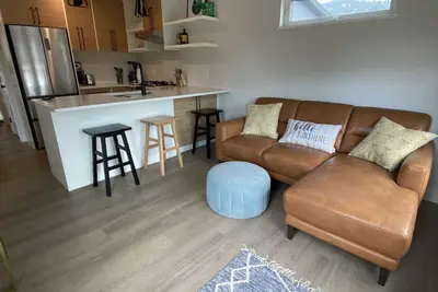 Image de Gateway to Naramata Bench - Executive 2 bedroom suite on the edge of town.