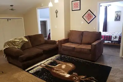 Image de Family friendly! Cozy, quiet cabin in the Village of Cloudcroft