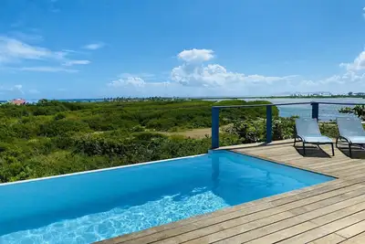 Image de Privacy, silence and a view in the heart of Orient Bay