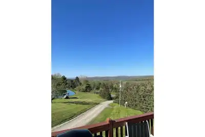 Image de *Newly renovated* guesthouse with beautiful views