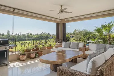 Image de Spacious Hm Retreat • Beach Clubs & Golf Cart