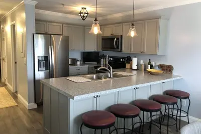 Image de Beautiful 3 Br/2 Ba in ski in/ski out building.