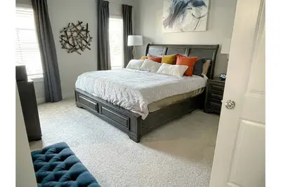 Image de Cozy 2-Bedroom & Office Corporate Stay Townhome