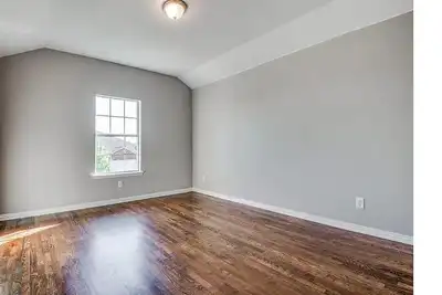Breathtaking and spacious 2 story home!
